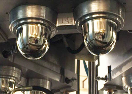 機械ISO9001を作る機械LEDハウジングを作る8.9KW 5ML LEDの球根カバー